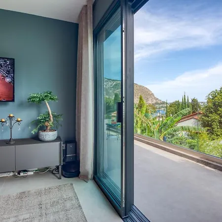 Deluxe Graziella 200 M From The