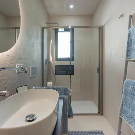 Deluxe Graziella 200 M From The Villa Eze