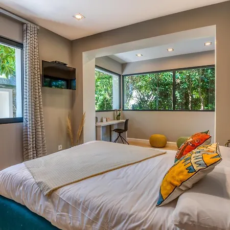 Deluxe Graziella 200 M From The Villa *