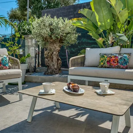 Deluxe Graziella 200 M From The