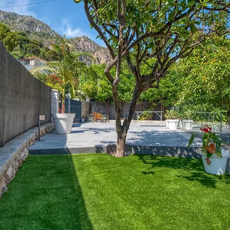 Villa Deluxe Graziella 200 M From The *