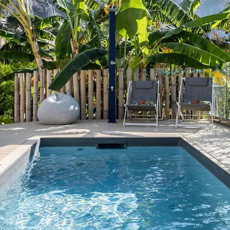 Villa Deluxe Graziella 200 M From The