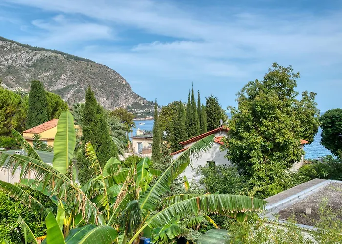 Villa Deluxe Graziella 200 M From The