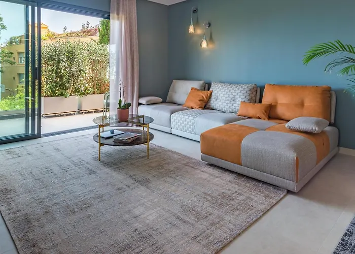 Deluxe Graziella 200 M From The Villa Èze