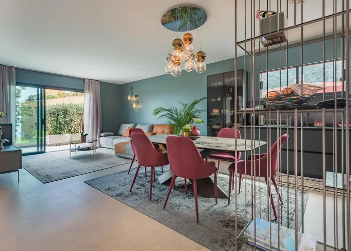 Deluxe Graziella 200 M From The Villa *