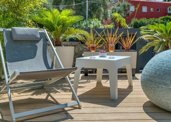 Villa Deluxe Graziella 200 M From The