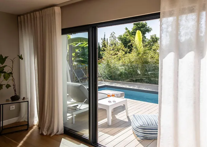 Deluxe Graziella 200 M From The Villa